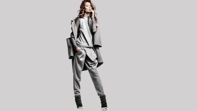 360 集团周鸿袆努力拼了 4  年，最后反而跌了近 4000 亿，其原因是什么？